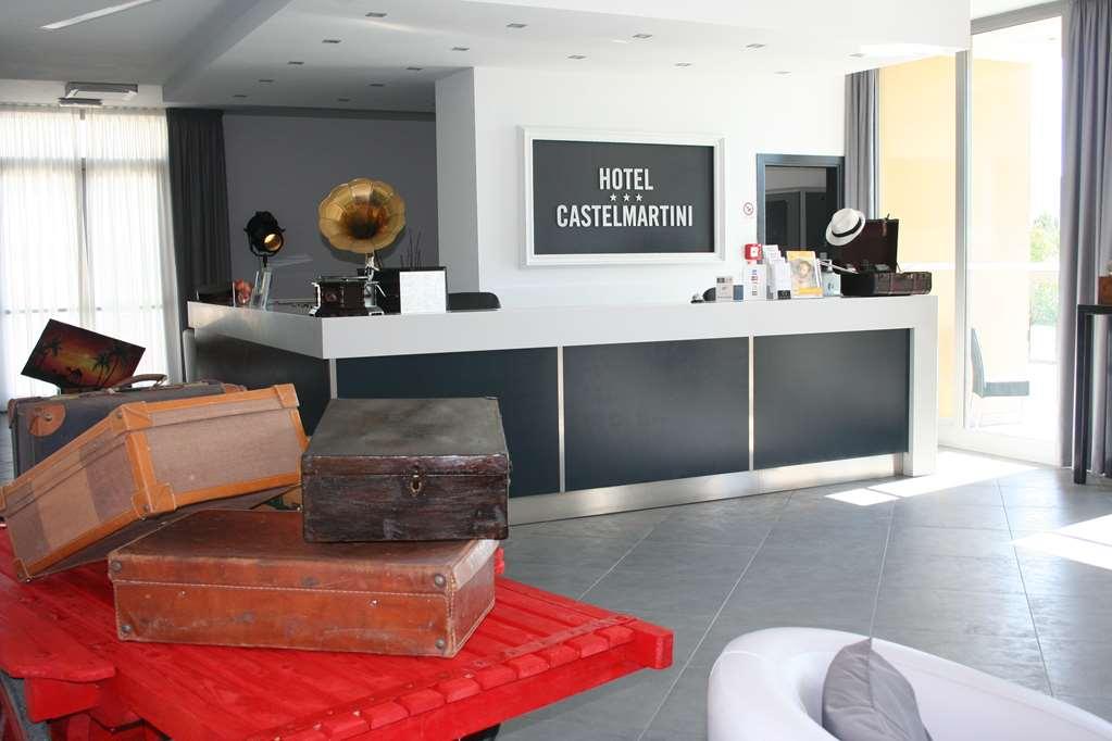 Hotel Castelmartini Larciano Interno foto